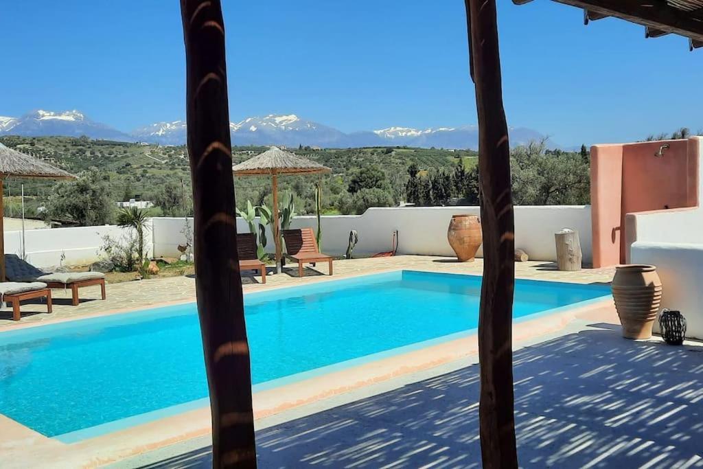 Villa Louloudia Stylish Luxury Villa With Private Pool Pitsidia Extérieur photo